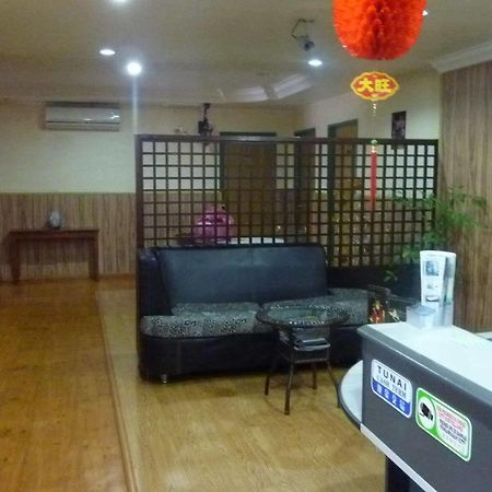 7 Hung Hung Inn Kota Kinabalu Extérieur photo
