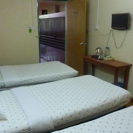 7 Hung Hung Inn Kota Kinabalu Extérieur photo
