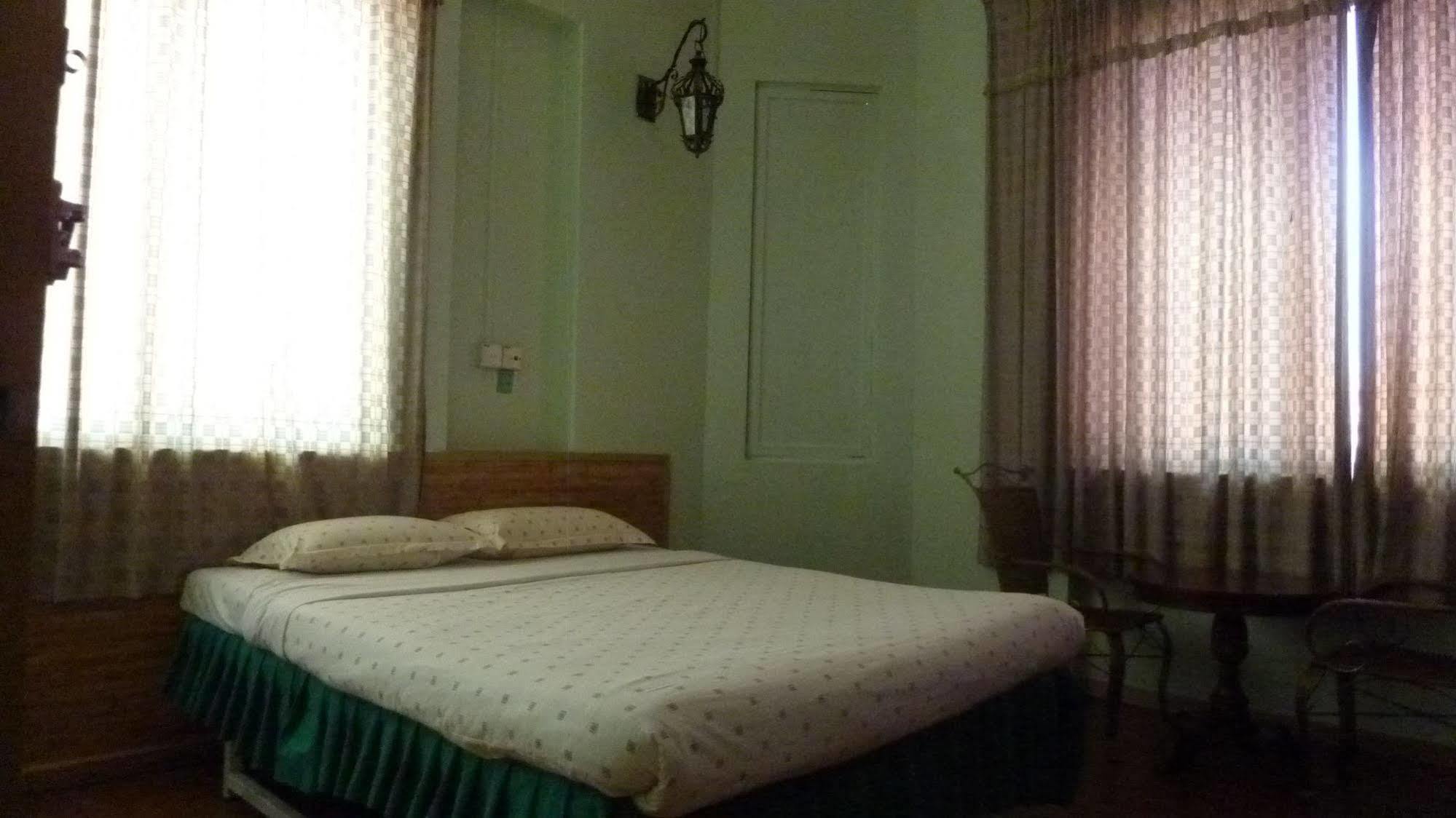 7 Hung Hung Inn Kota Kinabalu Extérieur photo