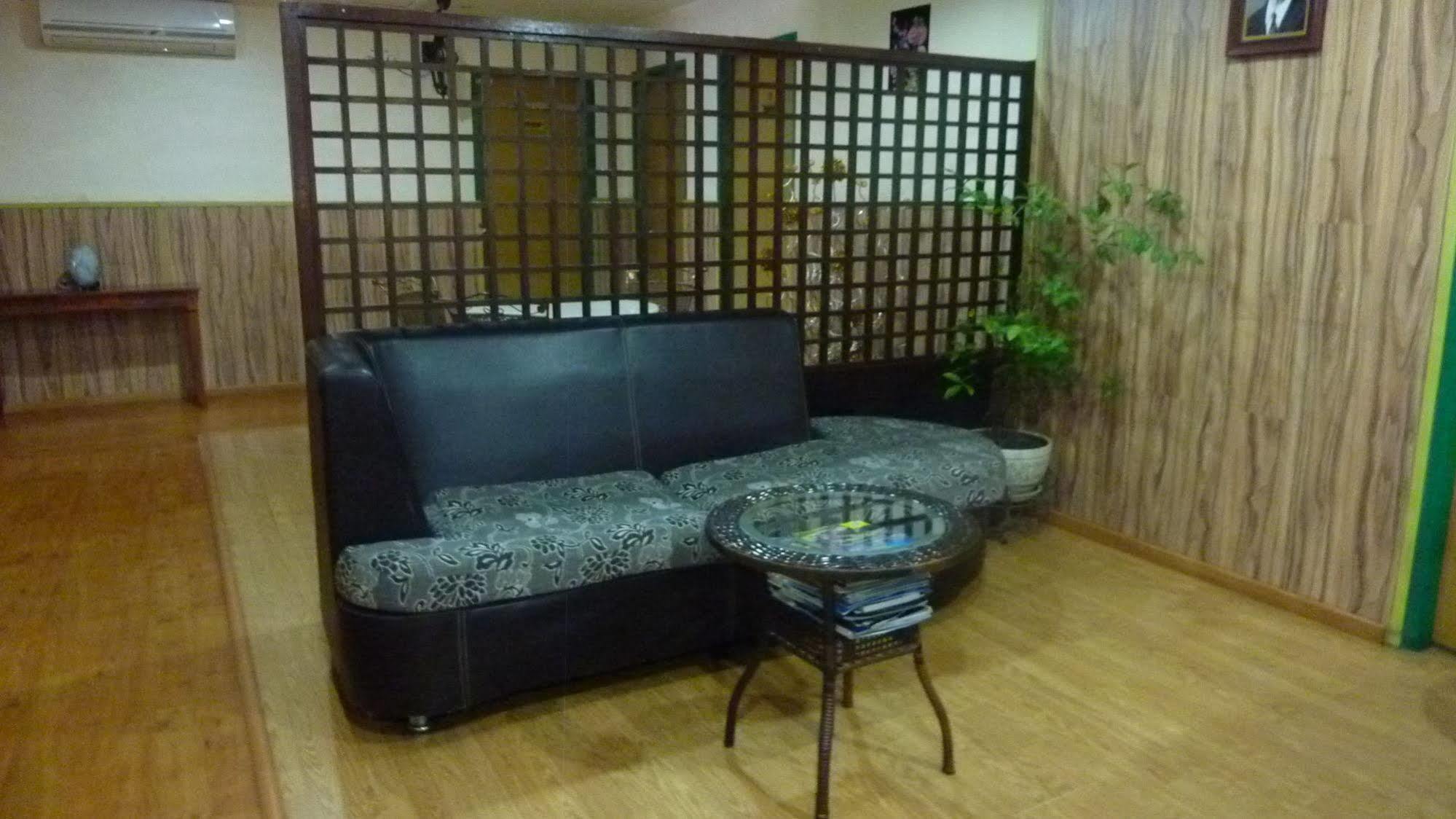 7 Hung Hung Inn Kota Kinabalu Extérieur photo